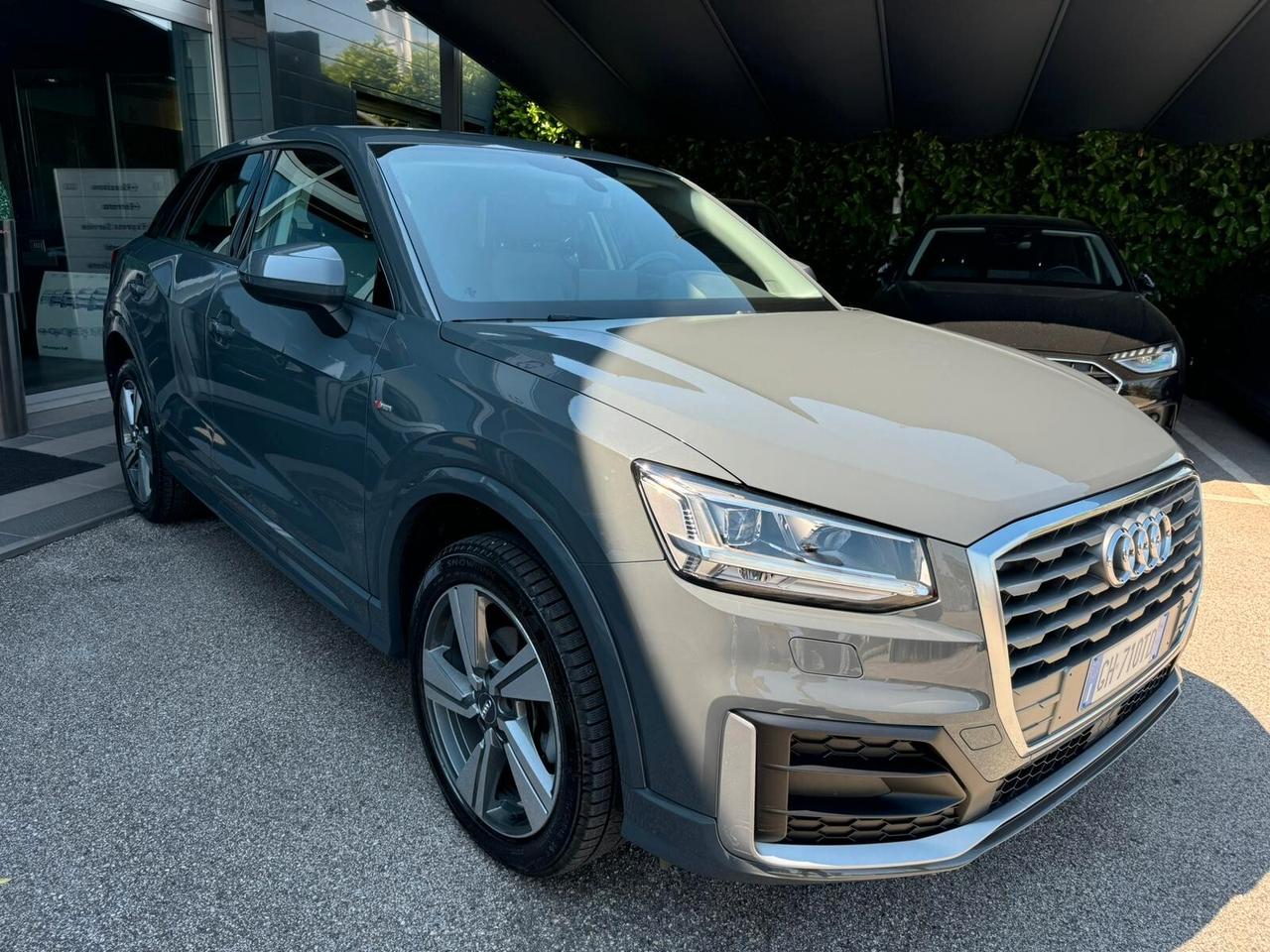 Audi Q2 35 TFSI S tronic Admired