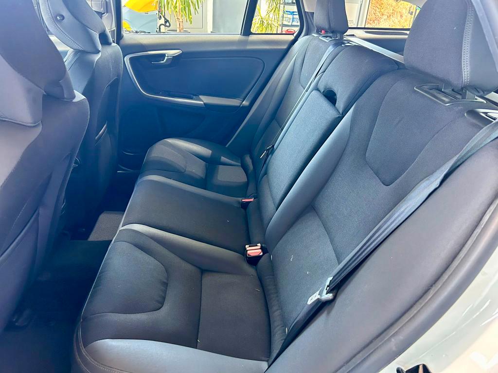 Volvo V60 2.0 d3 Momentum