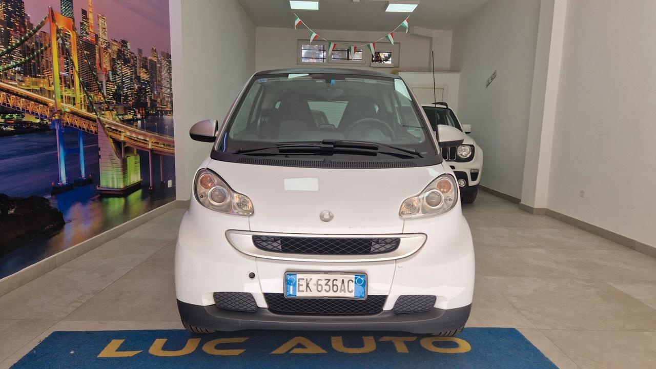 Smart ForTwo 1000 52 kW MHD coupé Genius s.ed.