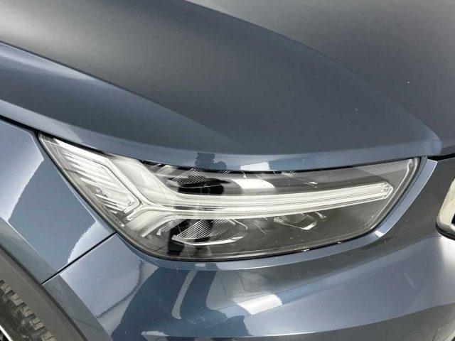 VOLVO XC40 T3 Geartronic Momentum