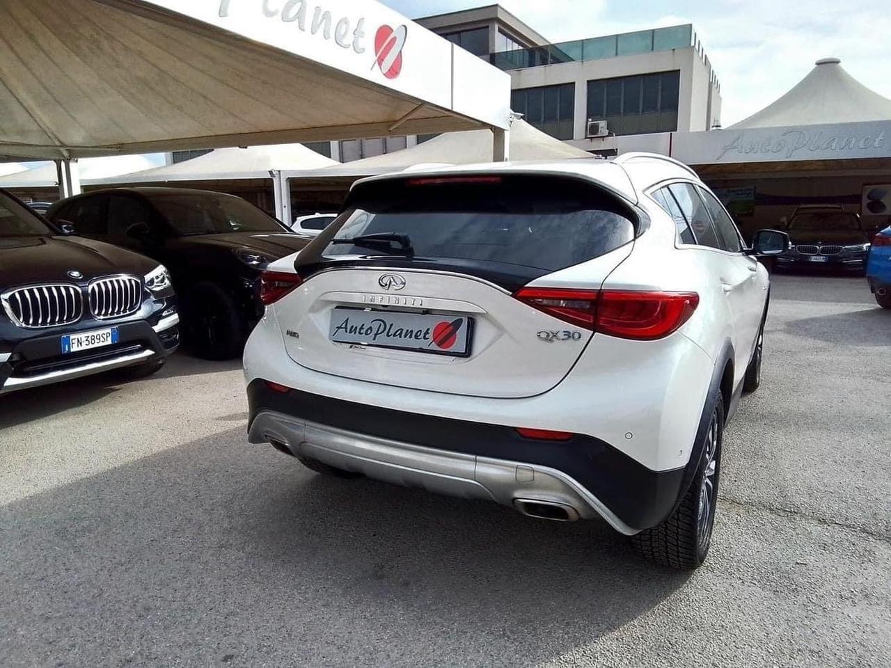 Infiniti QX30 2.2 d DCT AWD Premium Black Friday