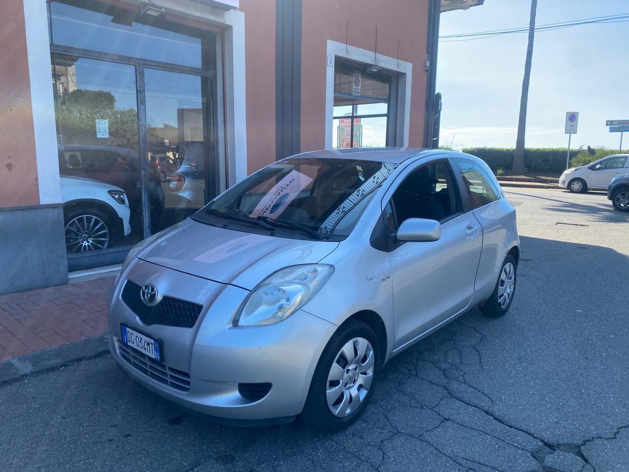 Toyota Yaris 1.4 D-4D 3 porte