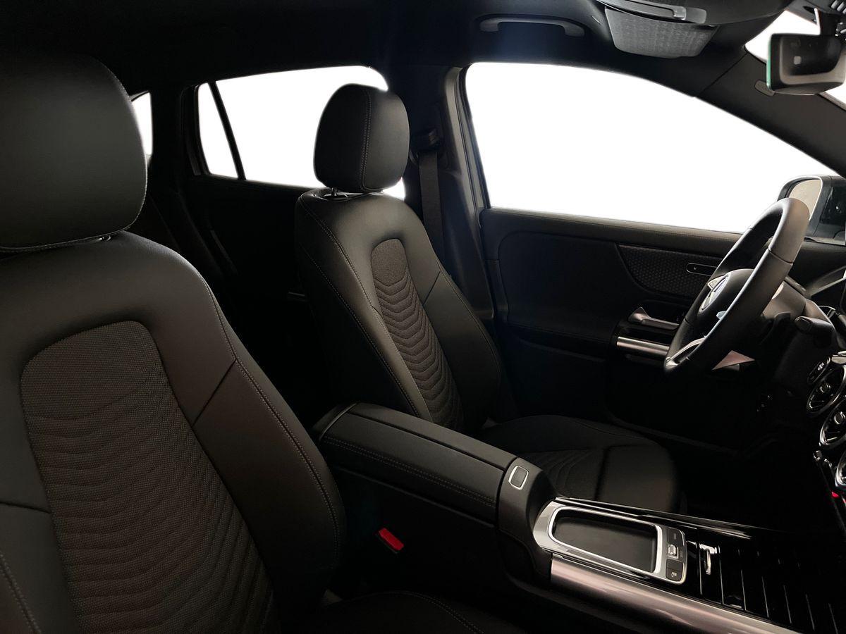 Mercedes-Benz GLA 200 d automatic
