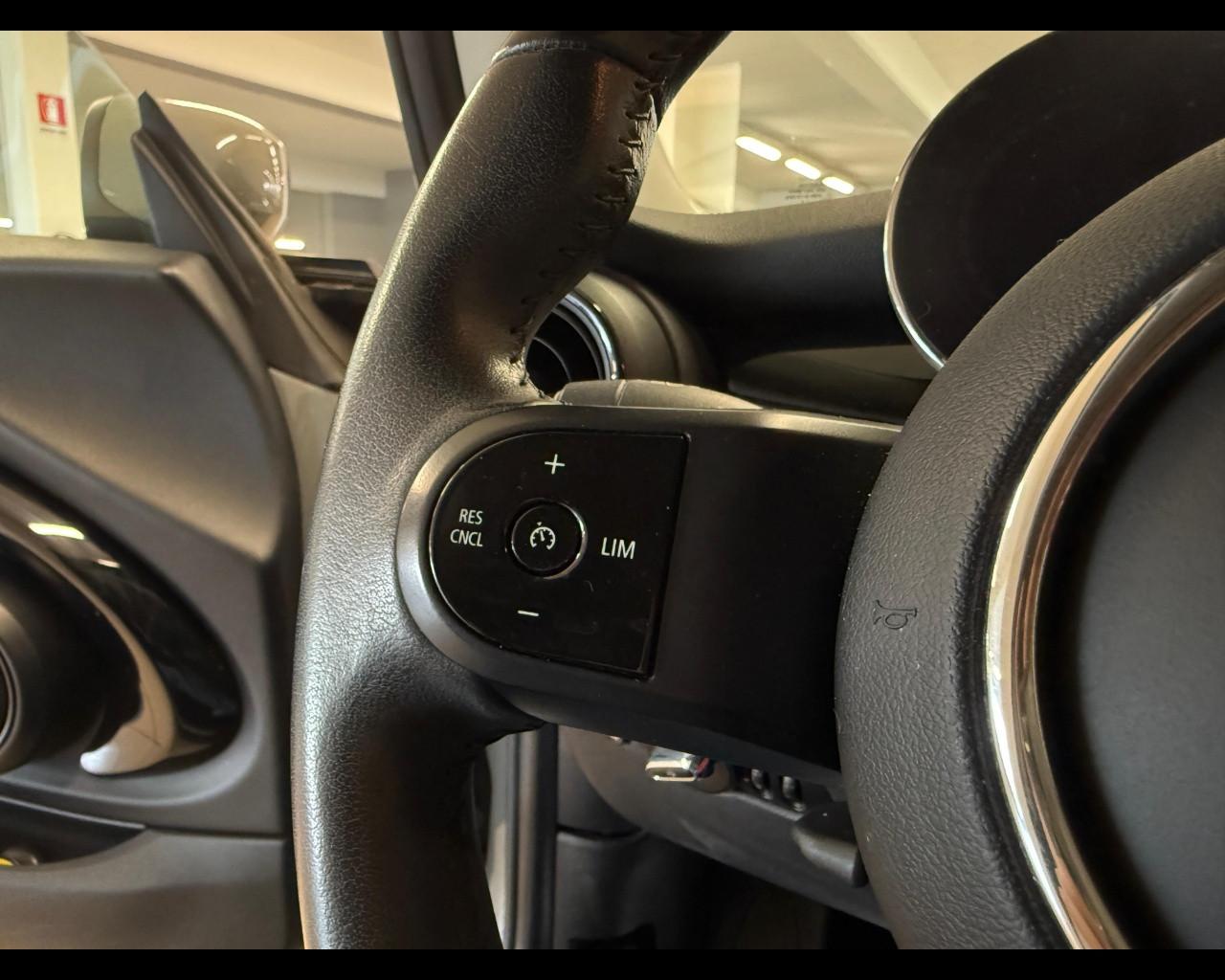 MINI Mini Full El. (F56) - Mini Cooper SE Electric
