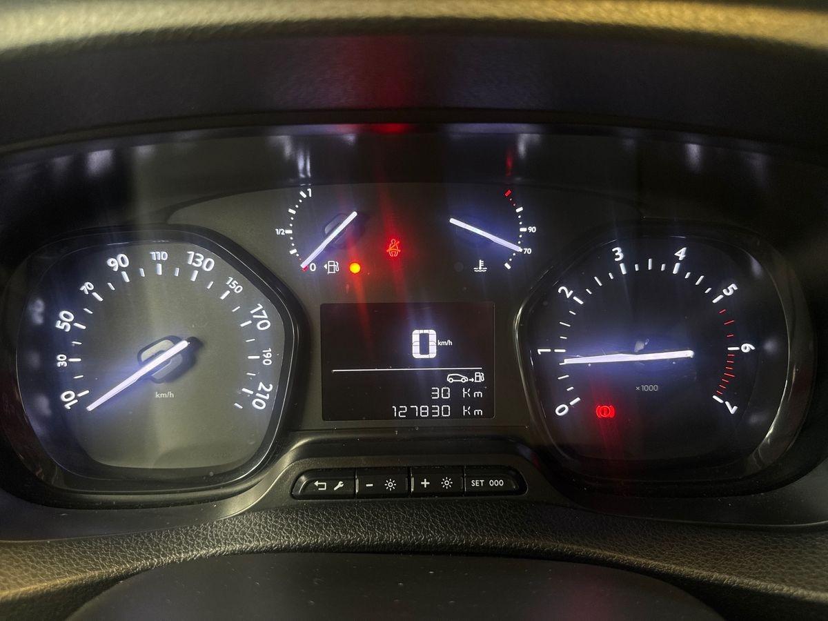 PEUGEOT Expert 4ª serie - Expert BlueHDi 150 S&S PL-TN Furgone Premium Standard