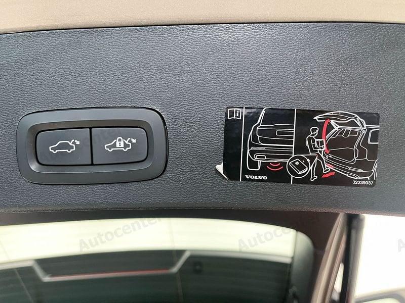 Volvo XC40 XC40 T3 163CV AUT MOMENTUM PRO