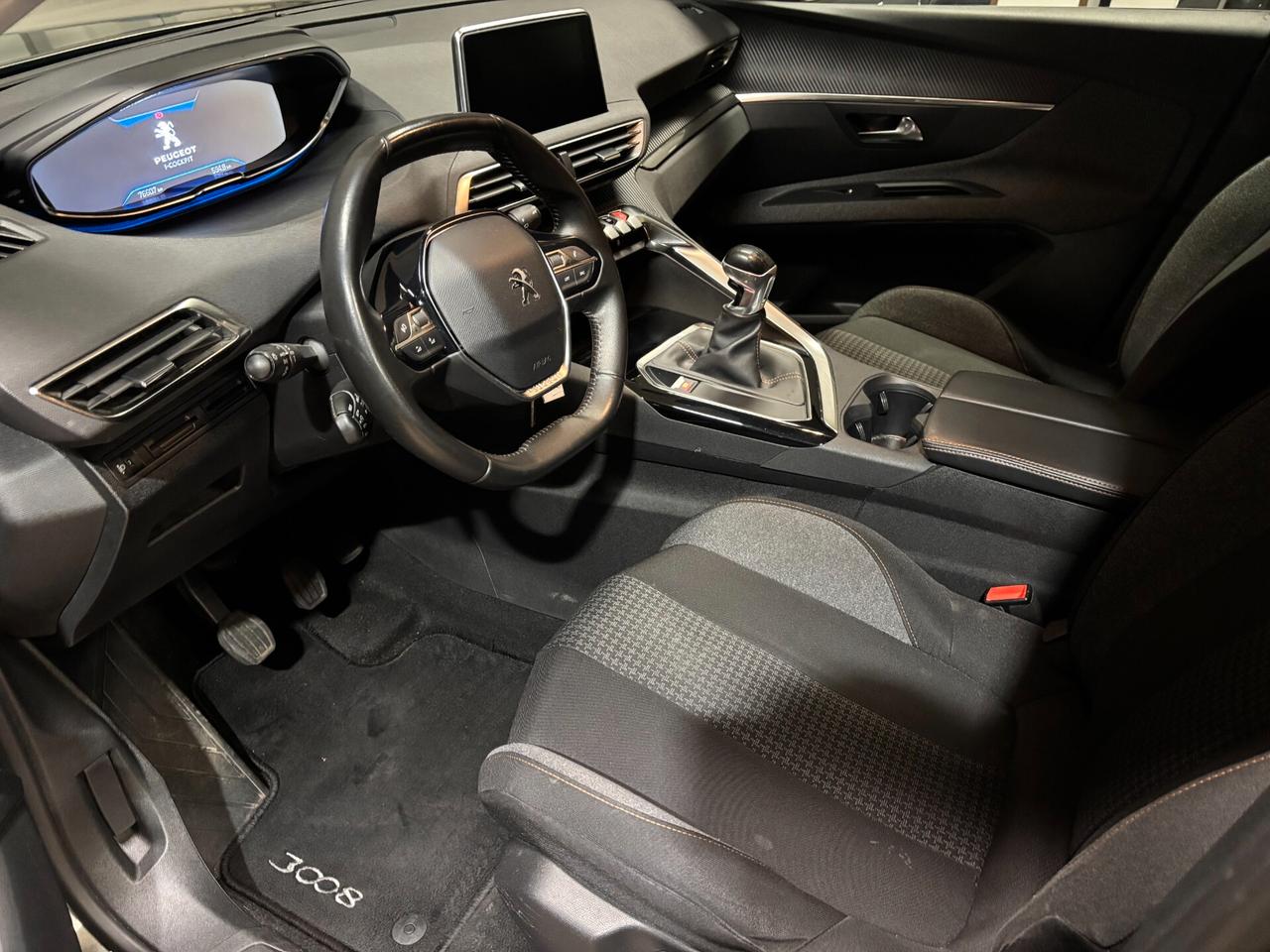 Peugeot 3008 1.2 puretech t Allure s*NEOPATENTATI*EURO6