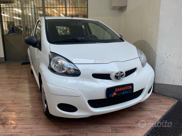 Toyota Aygo UNICO PROPRIETARIO - NEOPATENTATI