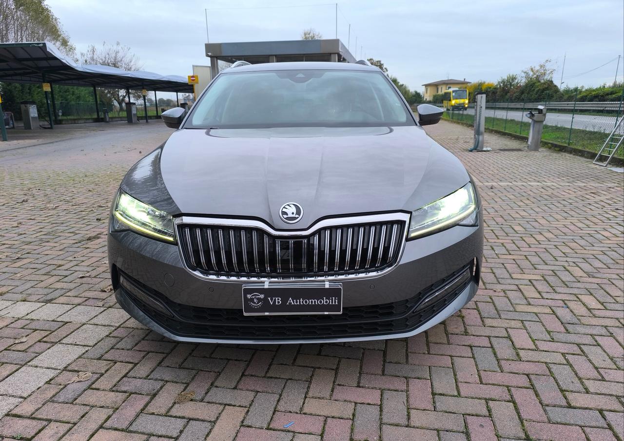 Skoda Superb 2.0 TDI EVO 150 CV SCR DSG Wagon Executive