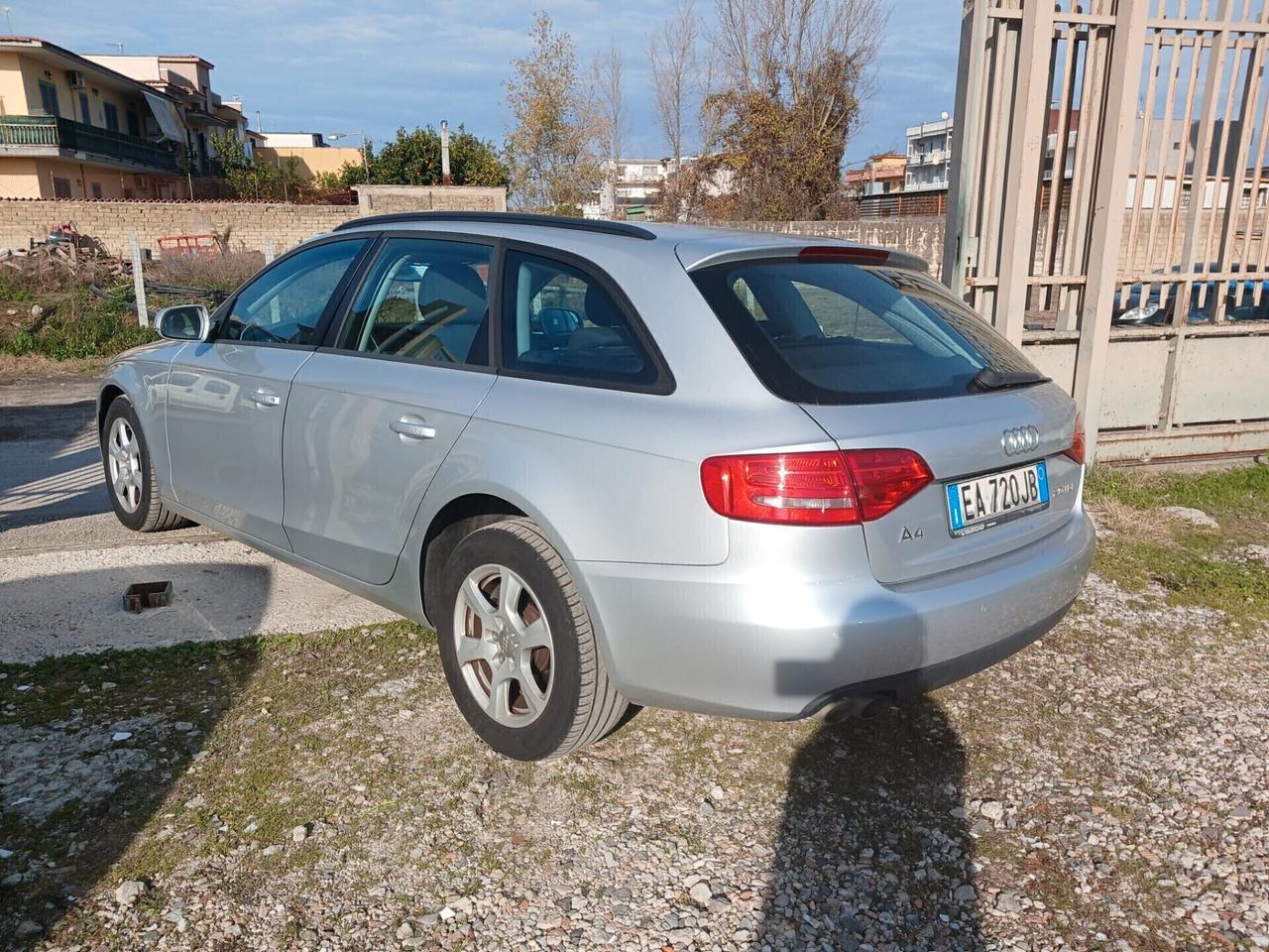 Audi A4 2.0 TDI 143CV GARANTITA 12 MESI