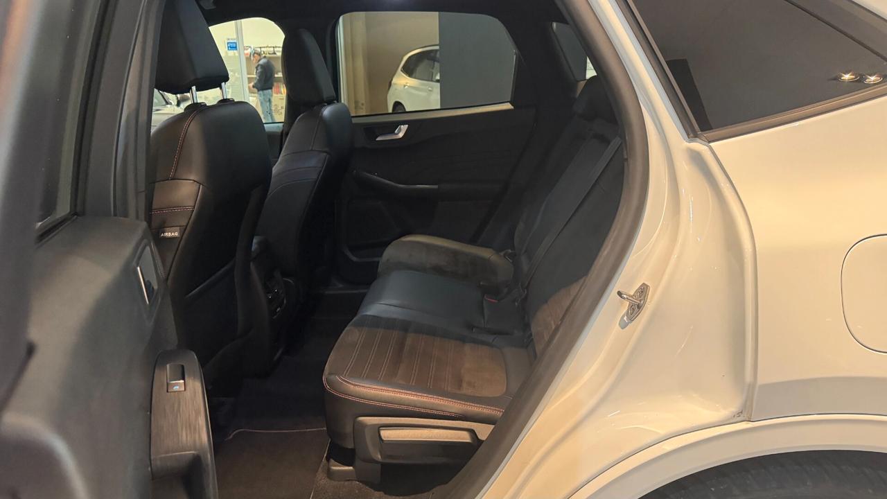 FORD KUGA 2.0 ECOBLUE 120CV ST.-LINE X AUTOMATICA 120CV - 2023