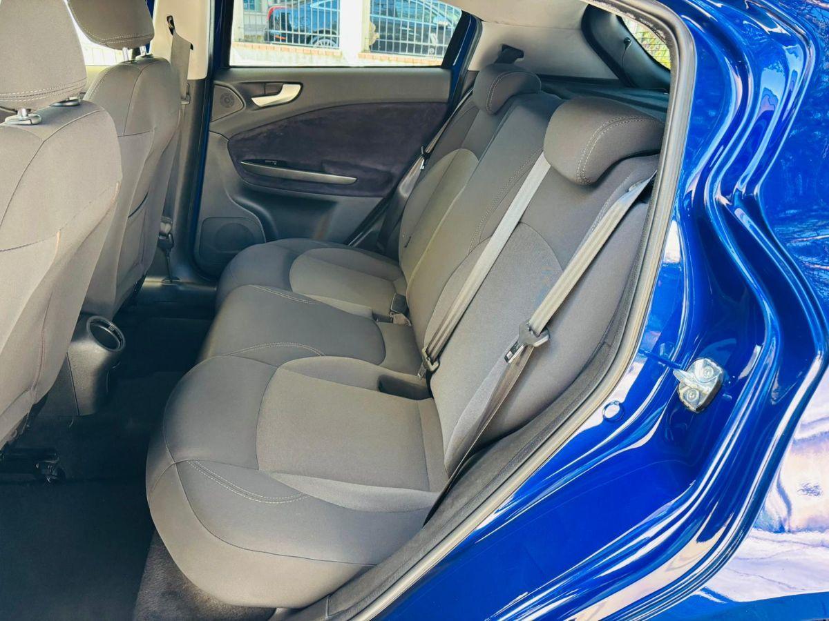 Alfa Romeo Giulietta 1.6 JTDm-2 105 cv Distinctive Facelift