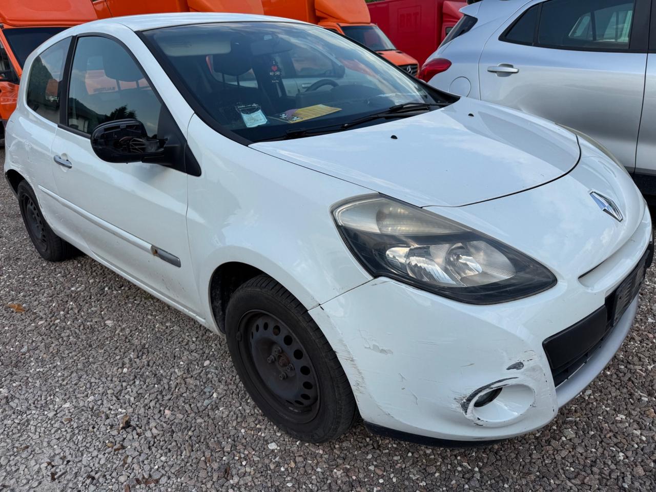 PACCHETTO PER COMMERCIANTI ..4 MACCHINE …Toyota Avensis 2.2 D-4D 16V