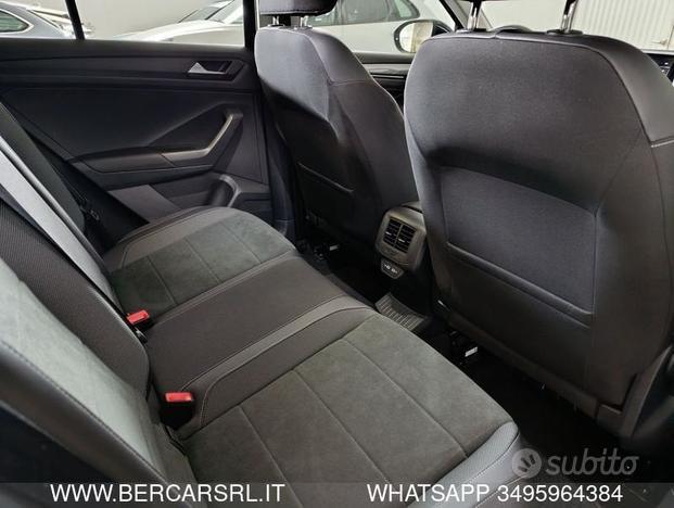 Volkswagen T-Roc 1.0 TSI Style*PROIETTORI LED...