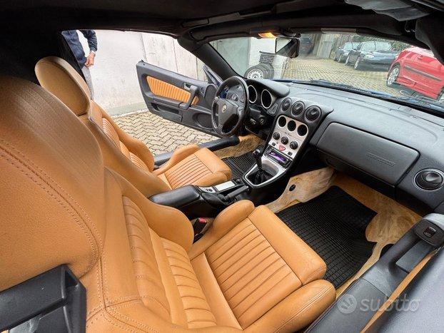 ALFA ROMEO Spider 2.0i 16V Twin Spark cat L