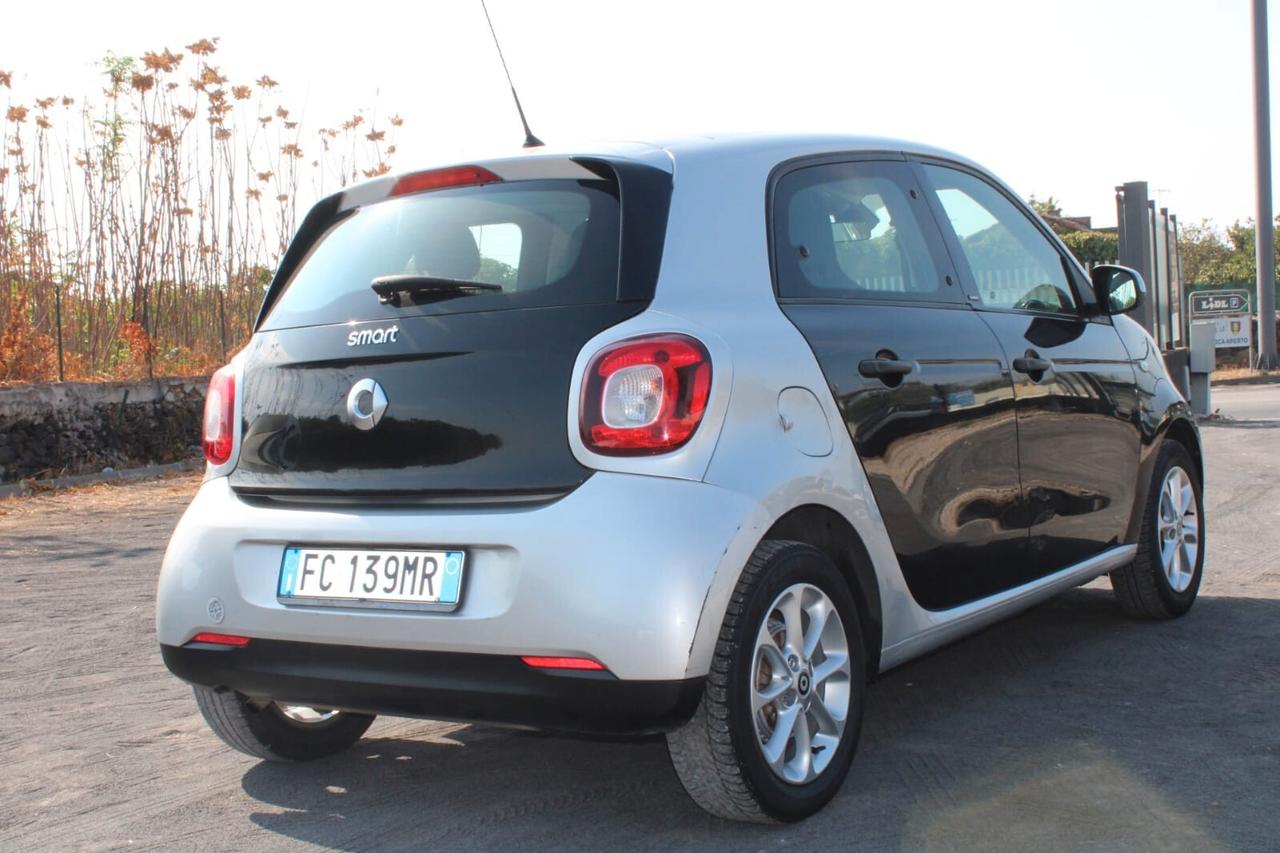 Smart ForFour 70 1.0 Youngster