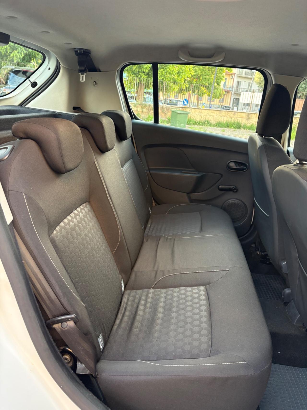 Dacia Sandero 1.2 GPL scad. 2033 navigatore