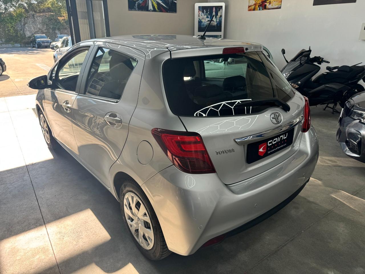 Toyota Yaris 1.0 5 porte Active