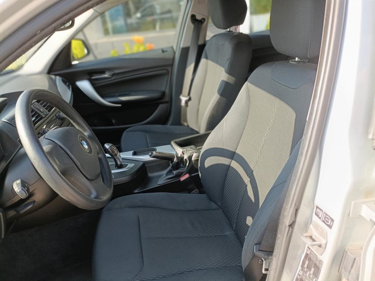 Bmw 118d 5p. Unique