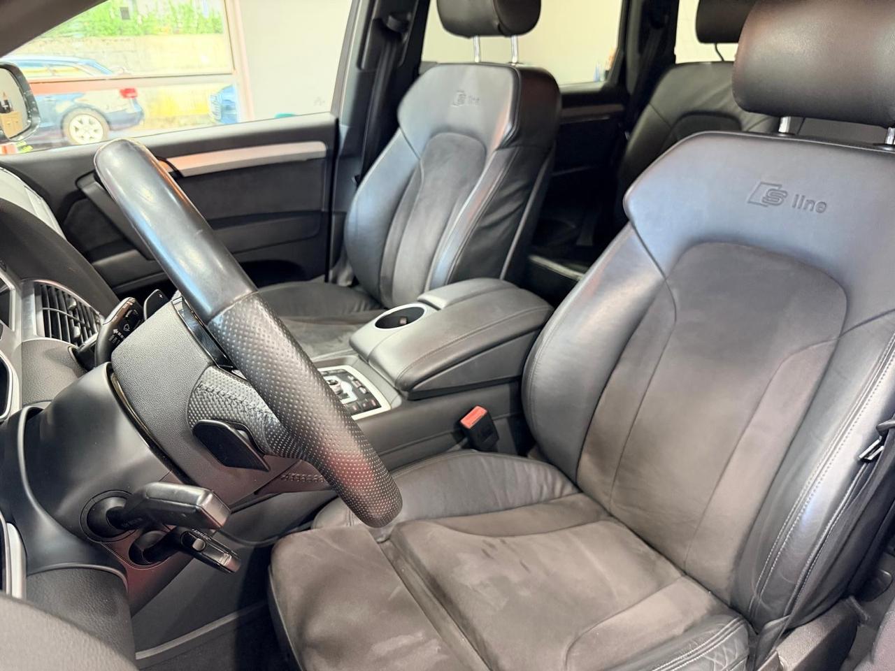 Audi Q7 3.0 V6 TDI 245 CV Quattro S-LINE 7 POSTI