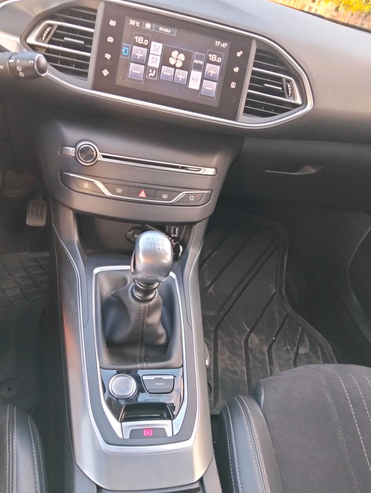 Peugeot 308 BlueHDi 150 S&S Allure