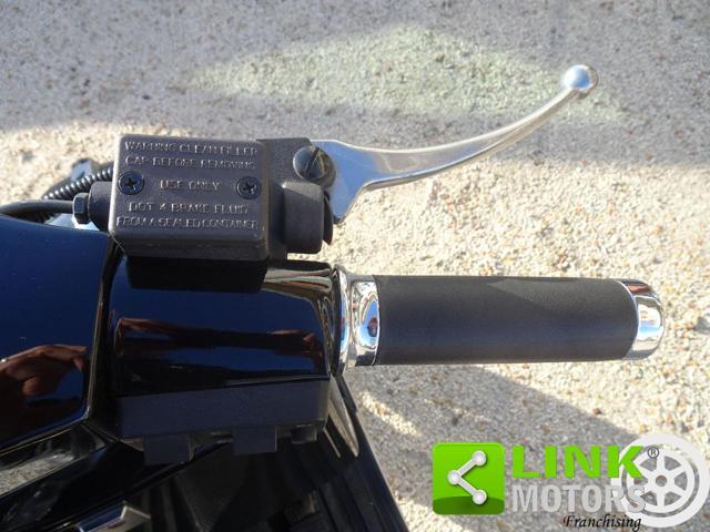 PIAGGIO Vespa 150 PX (2001 - 06) Catalized