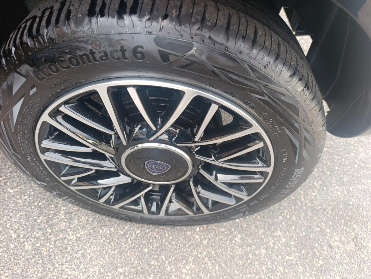LANCIA YPSILON HYBRID PLATINO PREZZO REALE