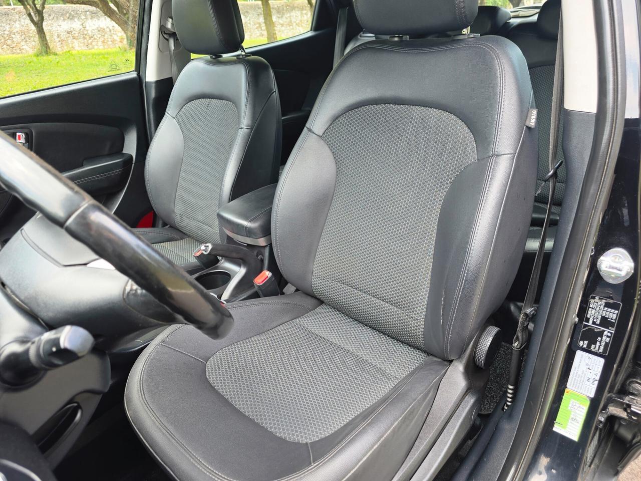 Hyundai iX35 1.7 CRDi 2WD 110 CV 6 MARCE