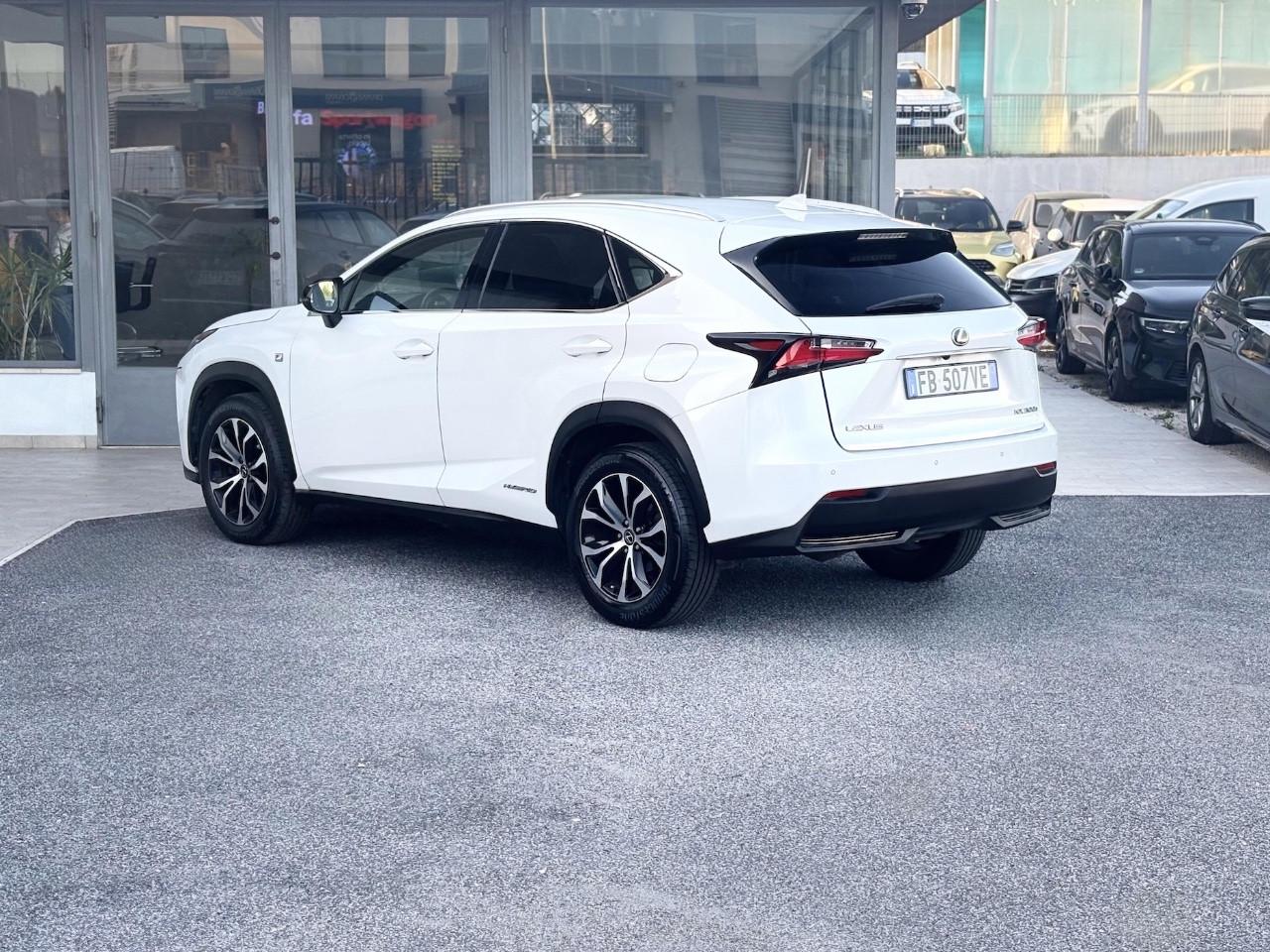 Lexus NX 300h 2.5 FHEV F-Sport 155CV E6 - 2015