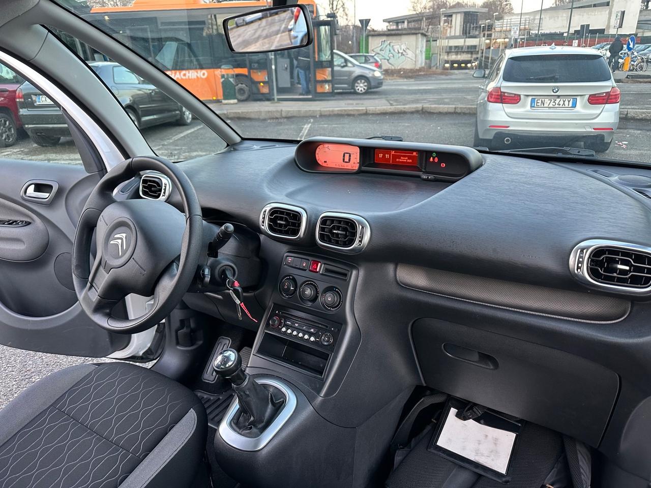 Citroen C3 Picasso C3 Picasso 1.4 VTi 95 metano della casa