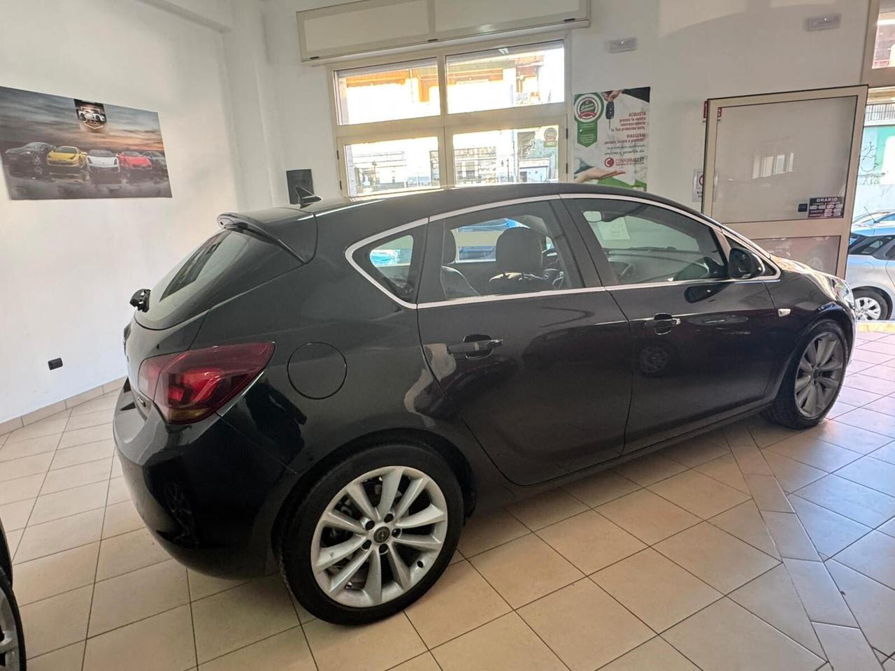 Opel Astra 1.7 CDTI 110CV 5 porte Cosmo