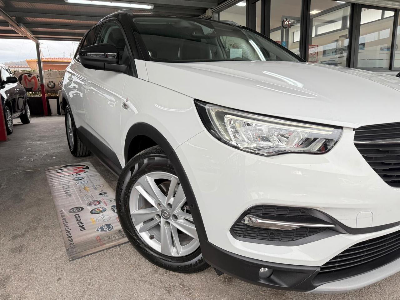 Opel Grandland X 1.5 diesel Ecotec Start&Stop Ultimate Bicolore Cambio 8 rapporti automatico EAT8