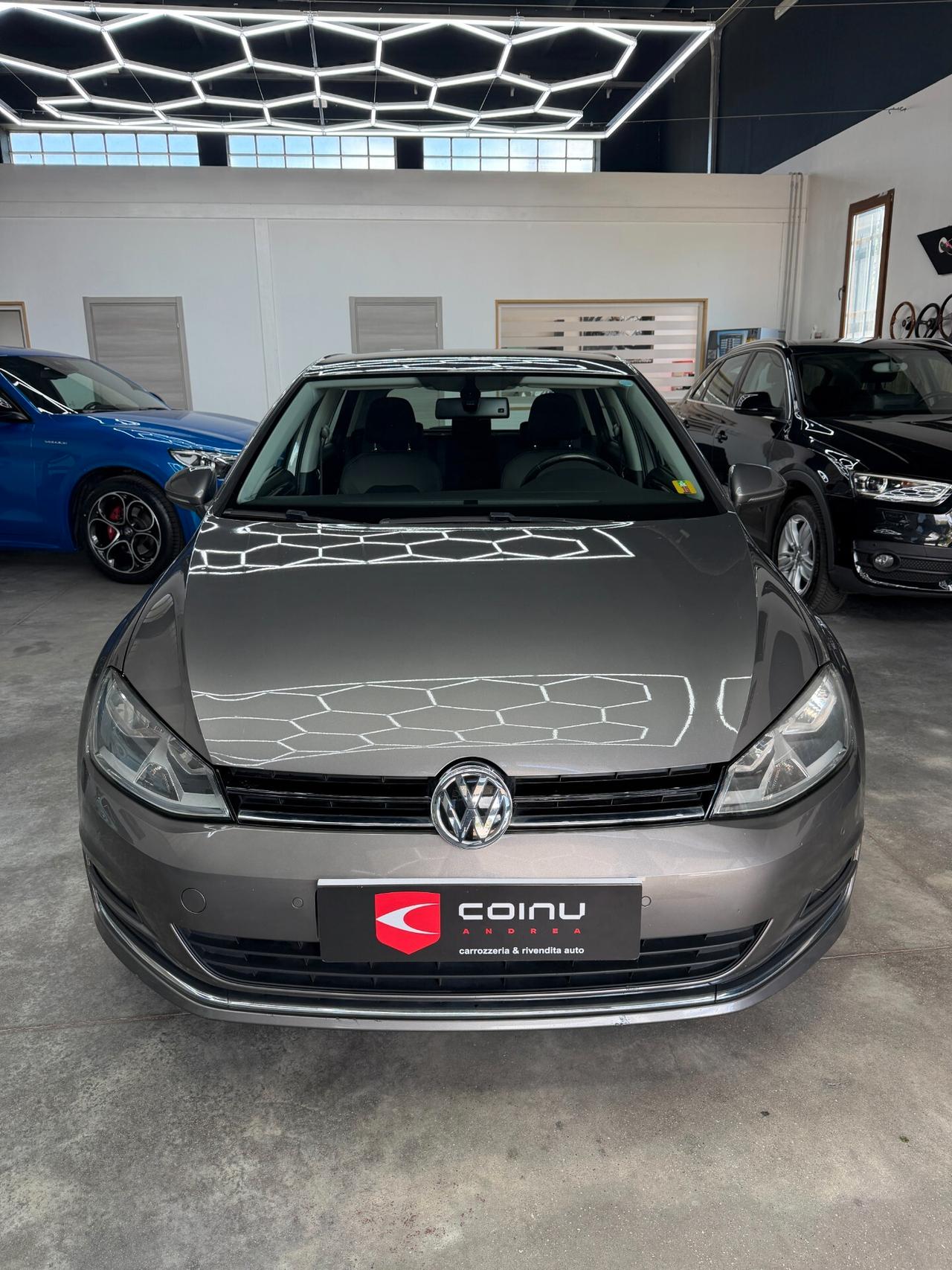 Volkswagen Golf Business 1.6 TDI DSG 5p. Highline BlueMotion Technology