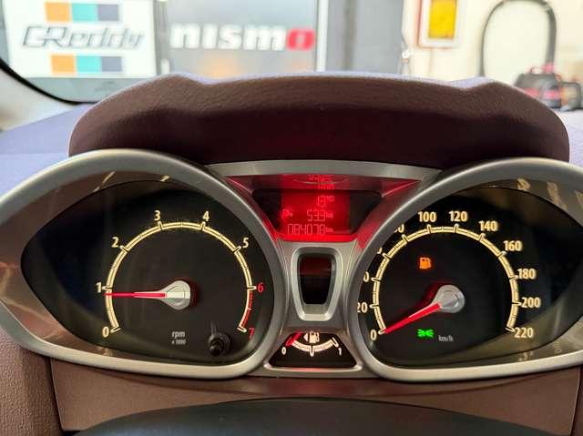 Ford Fiesta 5p 1.2 16v Titanium 82cv --SOLO 84.000KM--