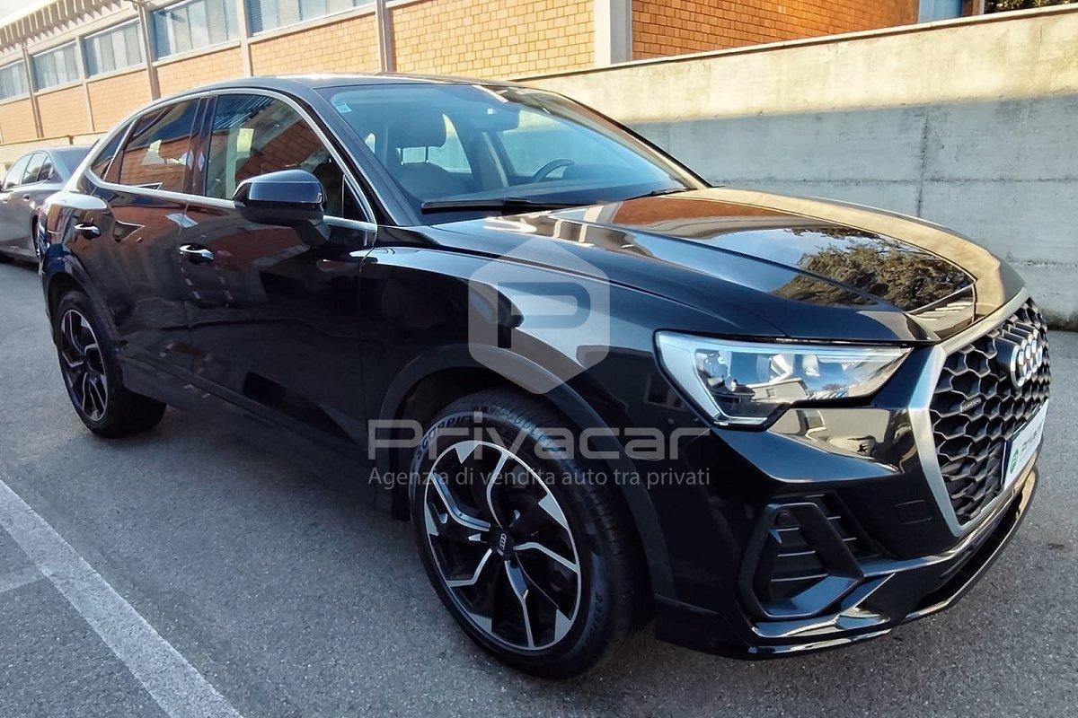 AUDI Q3 45 TFSI quattro S tronic Business Advanced