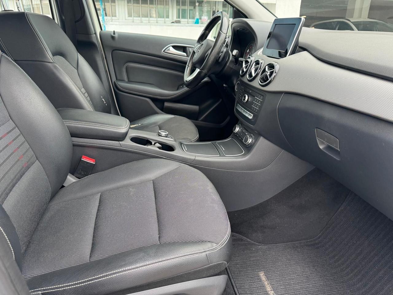 Mercedes-benz B 200 CDI Automatic Premium