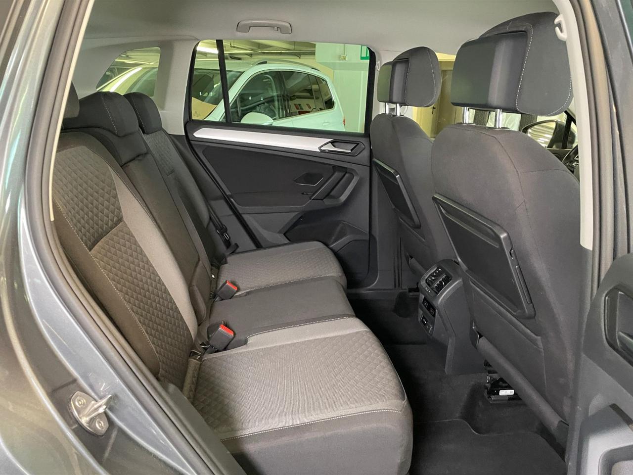 Volkswagen Tiguan 2.0 tdi business 150cv dsg