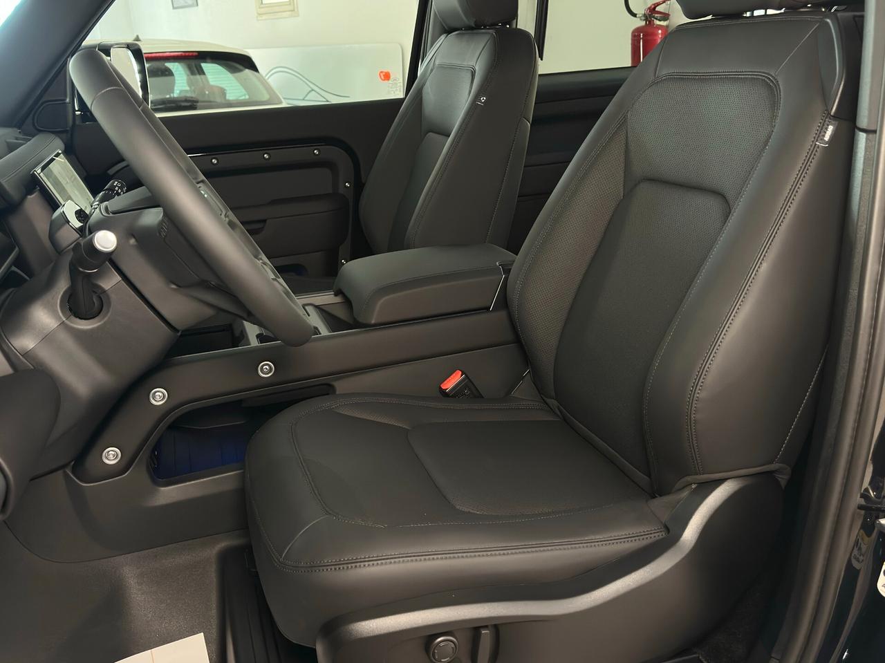 Land Rover Defender 90 3.0D I6 200 CV AWD Auto X-Dynamic SE
