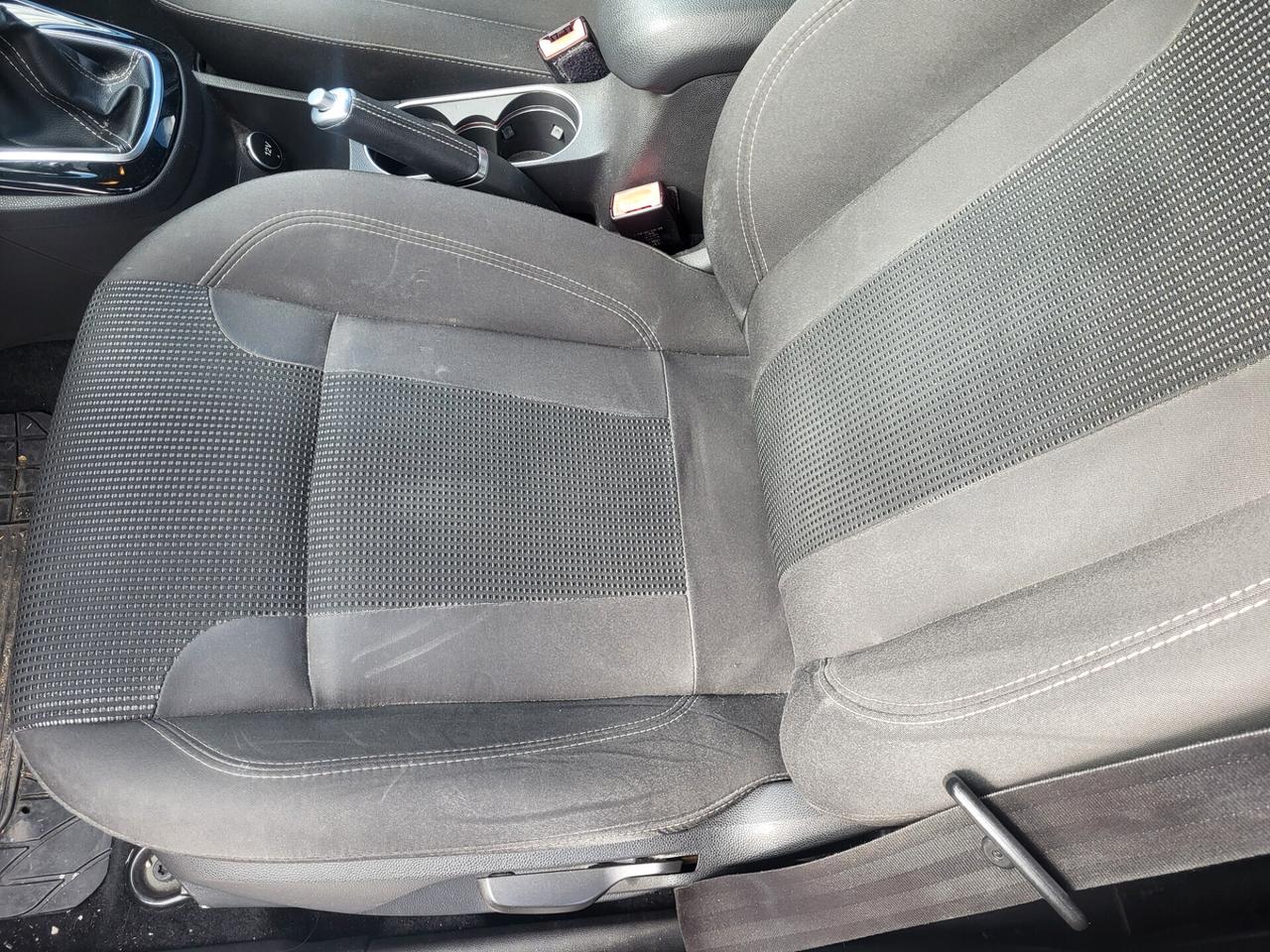 FORD Fiesta 1,5 TDCi-6B-UNICA PROP-NAVI-3 REVISIONI