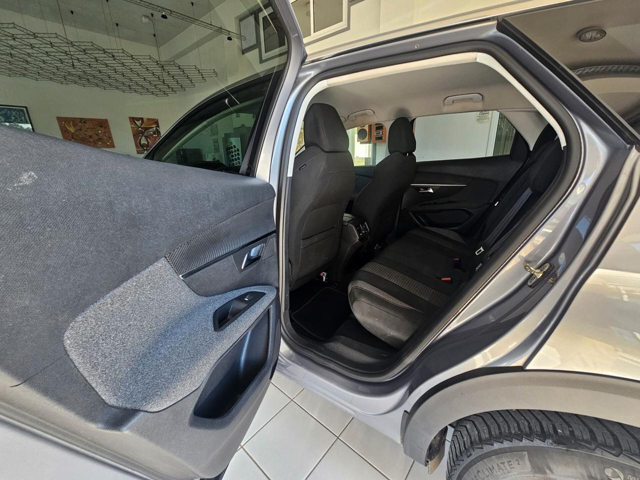 Peugeot 3008 BlueHDi 130 S&S Allure