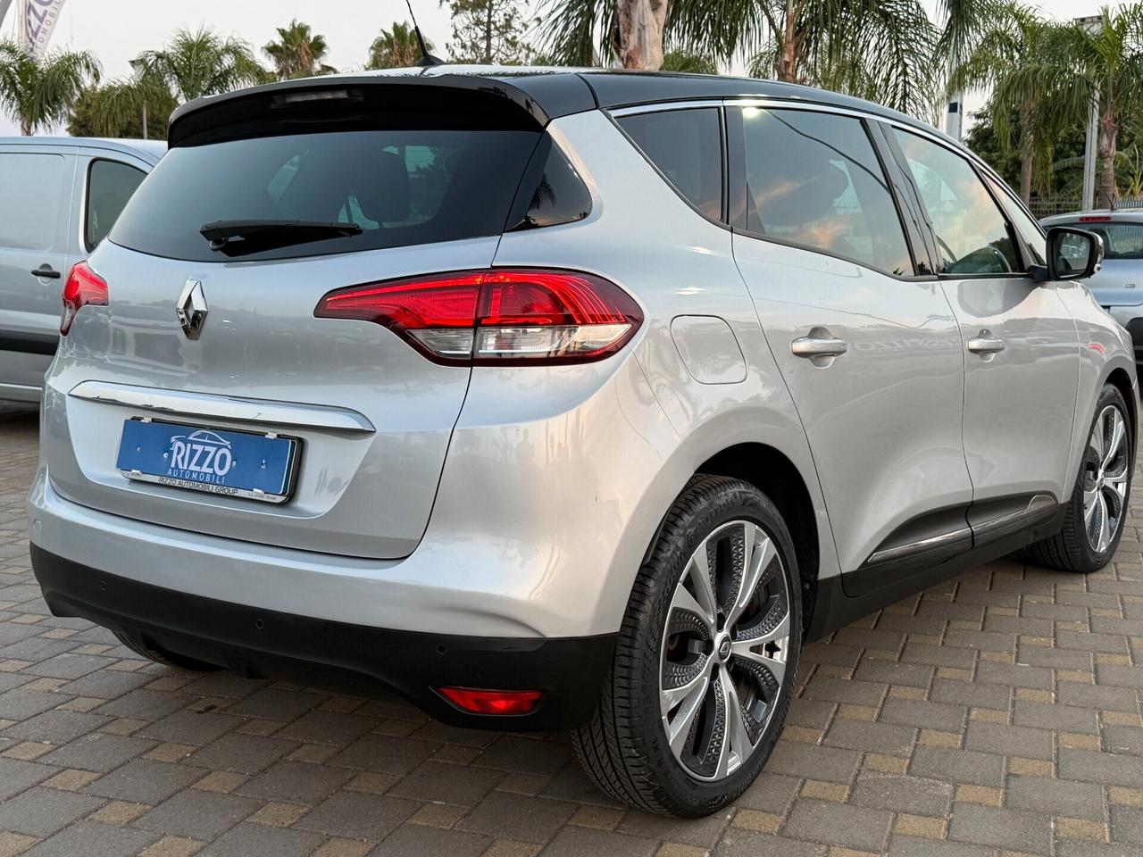Renault Scenic 1.5dCi 110 CV Energy Intens 5 Posti.