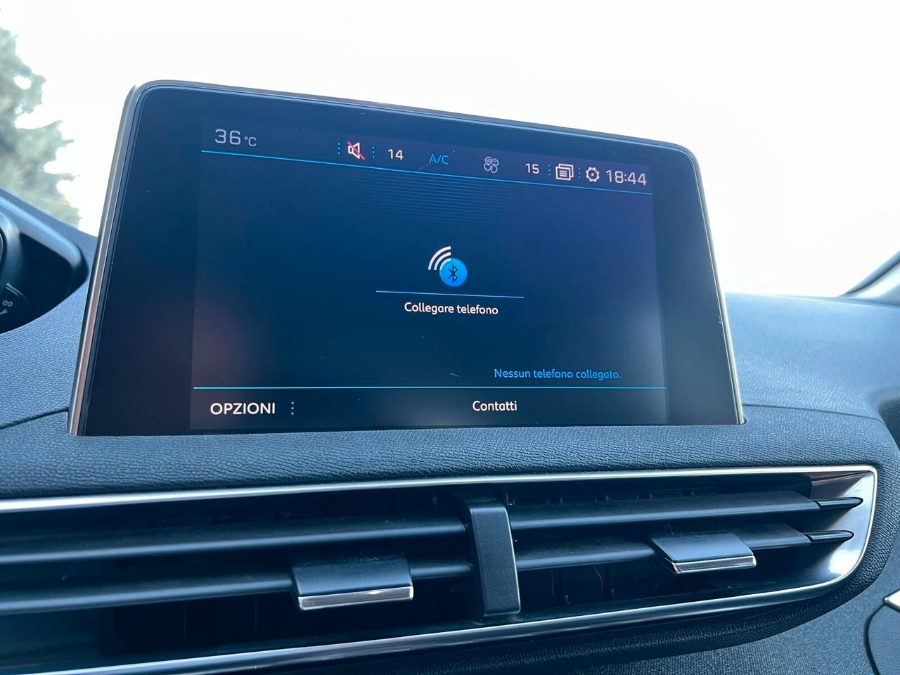 Peugeot 3008 PureTech Turbo 130 GT Line strafull