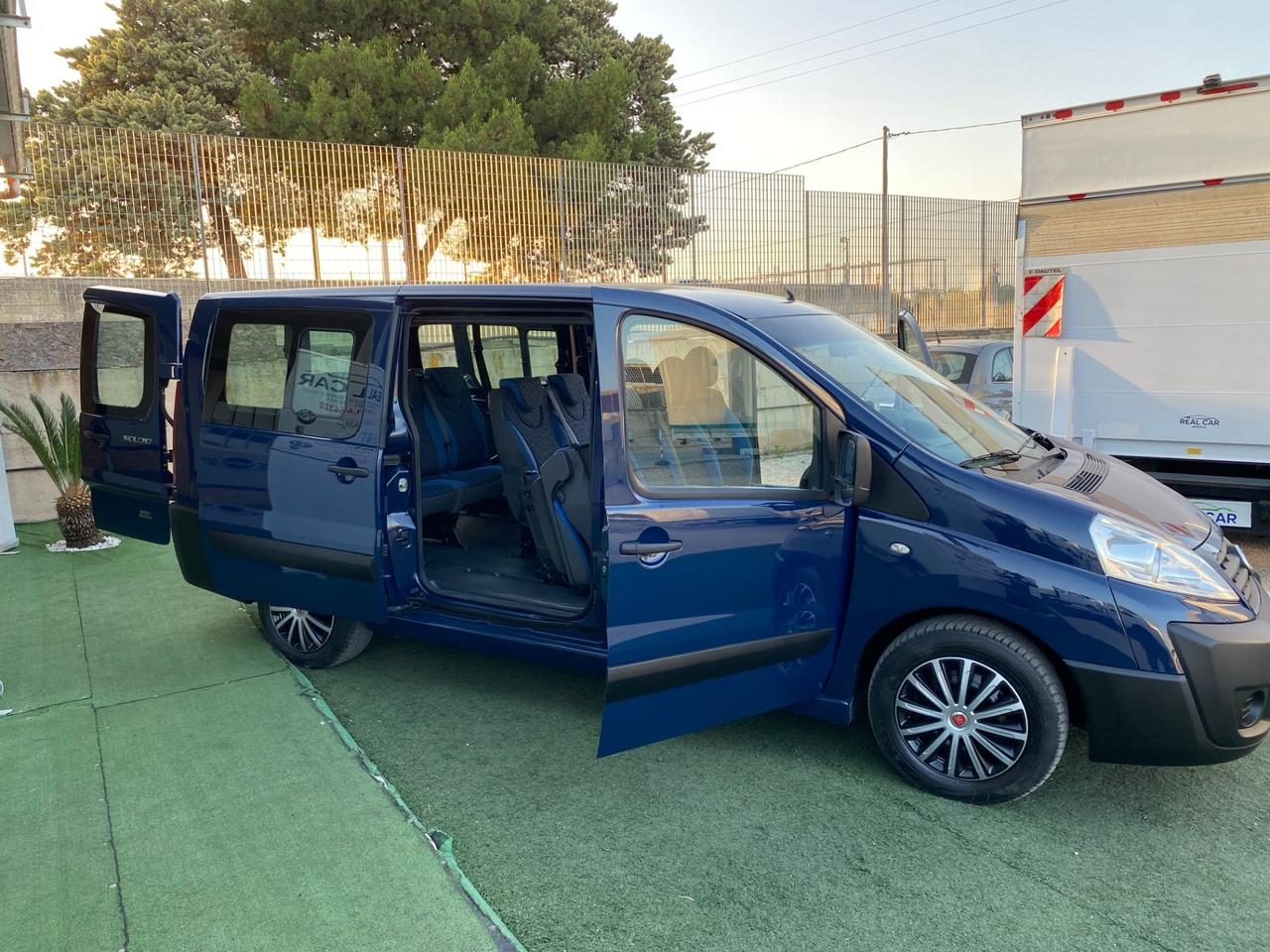 Fiat Scudo 2.0 Diesel 9 Posti Apertura DX-SX