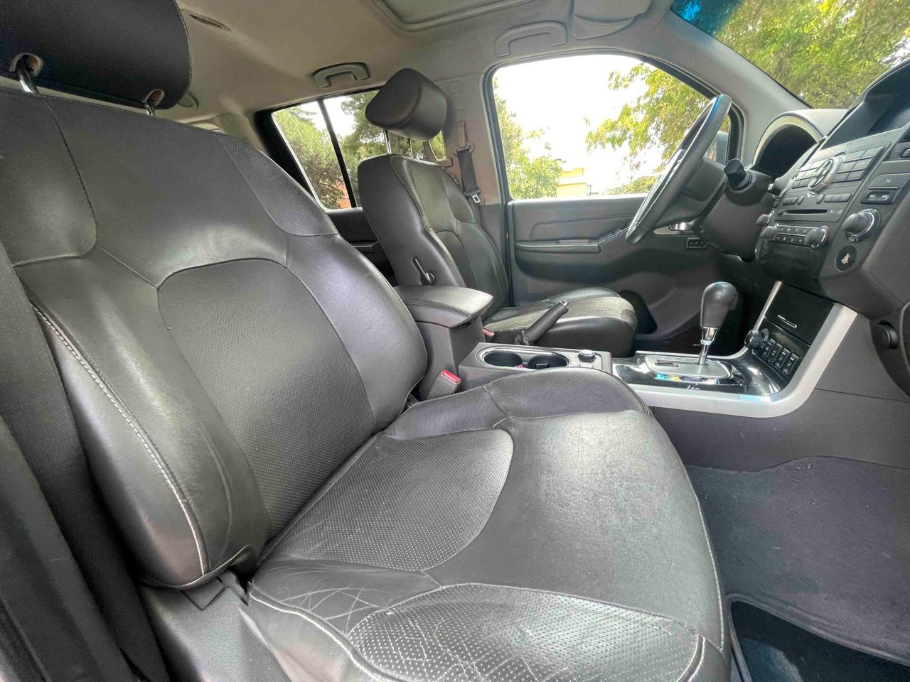 Nissan Pathfinder 2.5 dCi LE anno 2014 TETTO APRIBILE 7 POSTI UNICOPROPRIETARIO