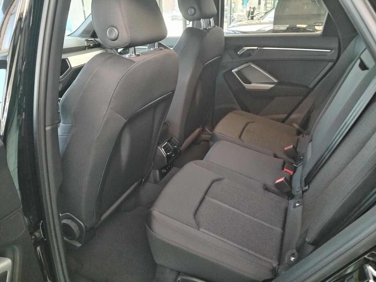 Audi Q3 SPB 35 TDI S tronic S line Black Pack