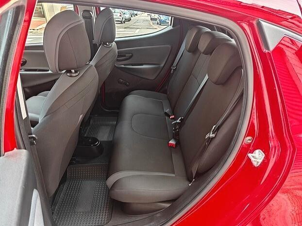 LANCIA Ypsilon 1.2 Benzina 69 cv 5 porte - 2017