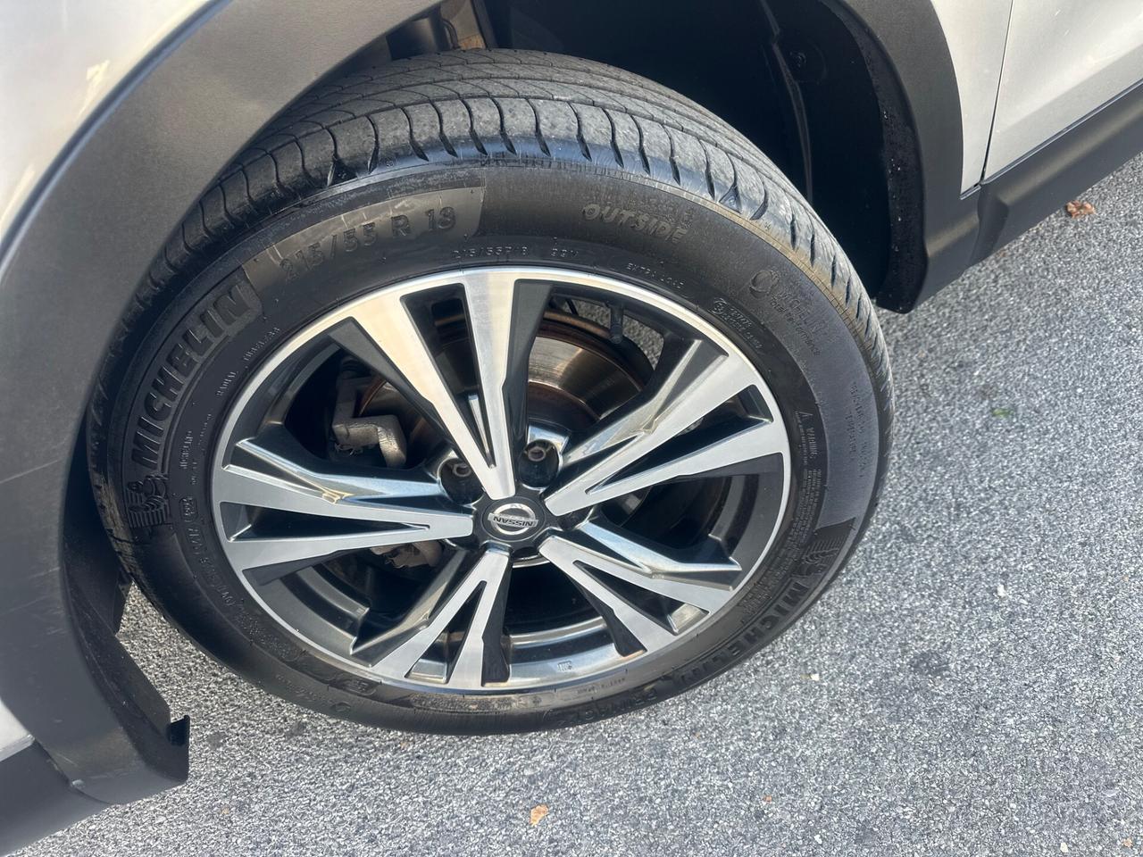 NISSAN QASHQAI 1.5 116CV AUTOM+NAVI+R.CAMERA+LED