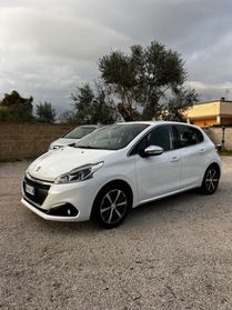 Peugeot 208 PureTech 82 5 porte Allure 5 porte 90000 km ufficiali