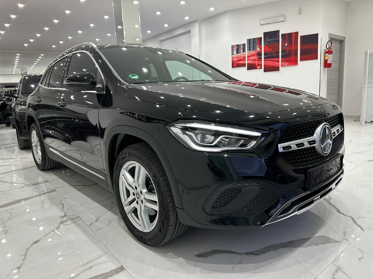 MercedesBenz GLA 200d Executive auto LED MULTICOLO