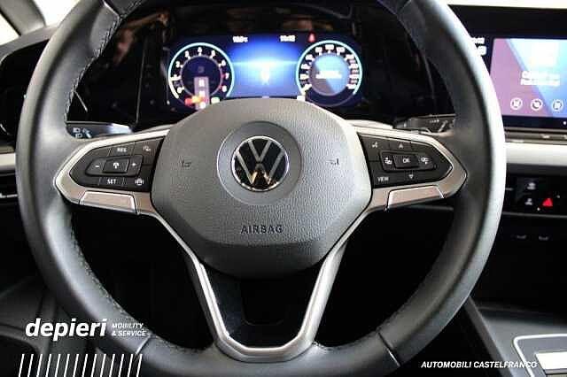 Volkswagen Golf 1.0 eTSI EVO DSG Life -mhev -Ok Neop